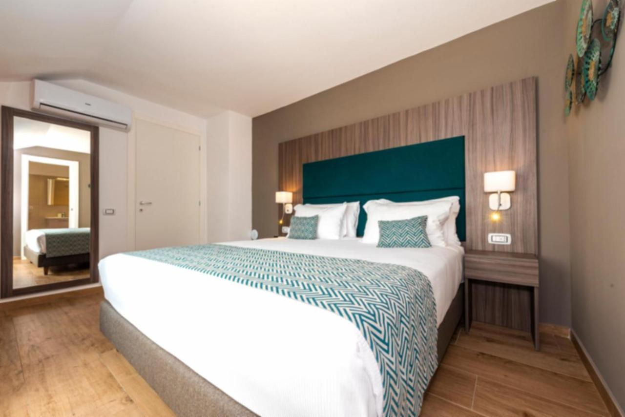 Aurelia Antica Suites & Apartments Рим Экстерьер фото